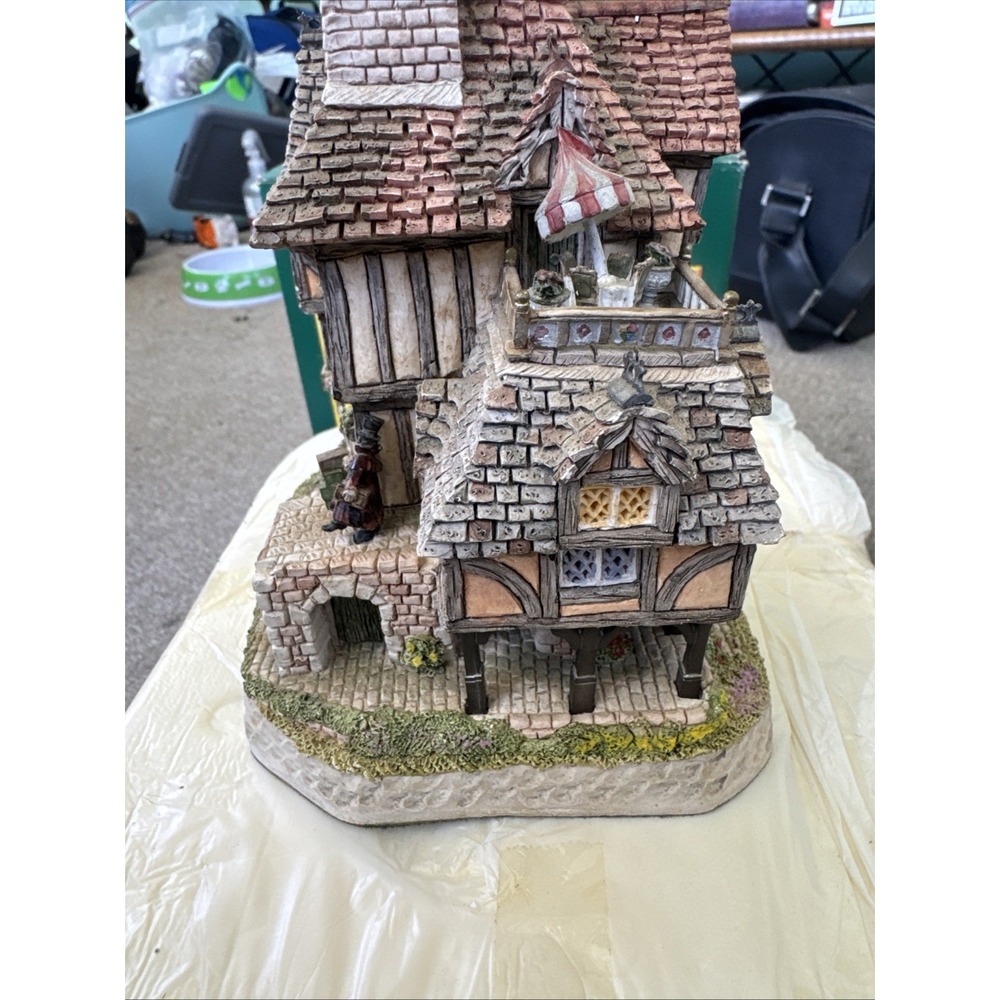 VTG David Winter Cottages Horatio Pernickety's Amorous Intent 1993 LE 4102/9990 - Picture 9 of 16
